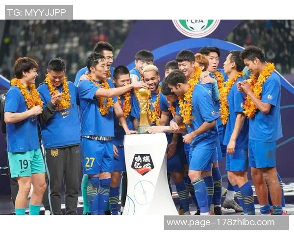 中超激战天津队迎战苏宁队争夺关键三分全力以赴展现实力 中超激战天津队迎战苏宁队争夺关键三分全力以赴展现实力